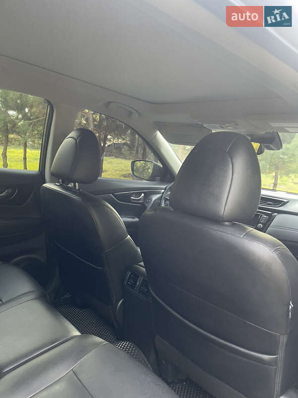 Внедорожник / Кроссовер Nissan Rogue 2019 в Бродах