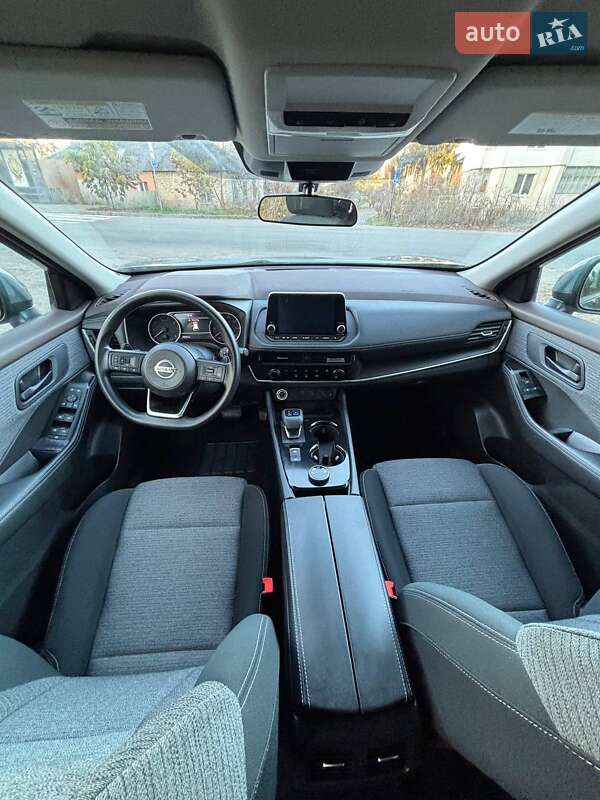 Внедорожник / Кроссовер Nissan Rogue 2021 в Боярке