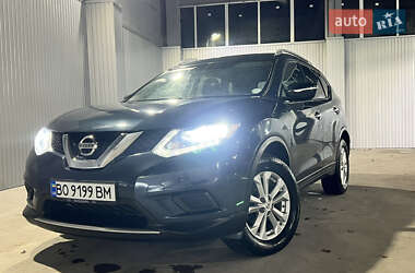 Внедорожник / Кроссовер Nissan Rogue 2015 в Ровно