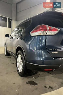 Позашляховик / Кросовер Nissan Rogue 2015 в Рівному