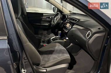 Позашляховик / Кросовер Nissan Rogue 2015 в Рівному