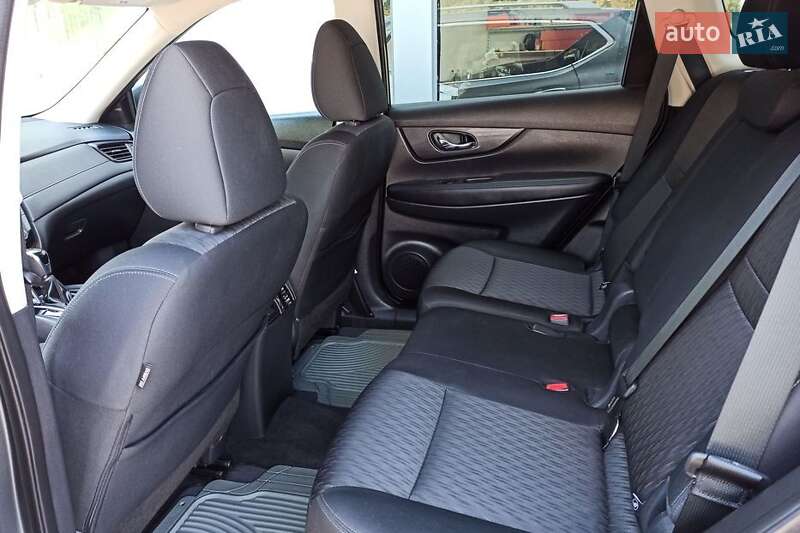 Внедорожник / Кроссовер Nissan Rogue 2017 в Днепре фото 15 Внедорожник / Кроссовер Nissan Rogue 2017 в Днепре