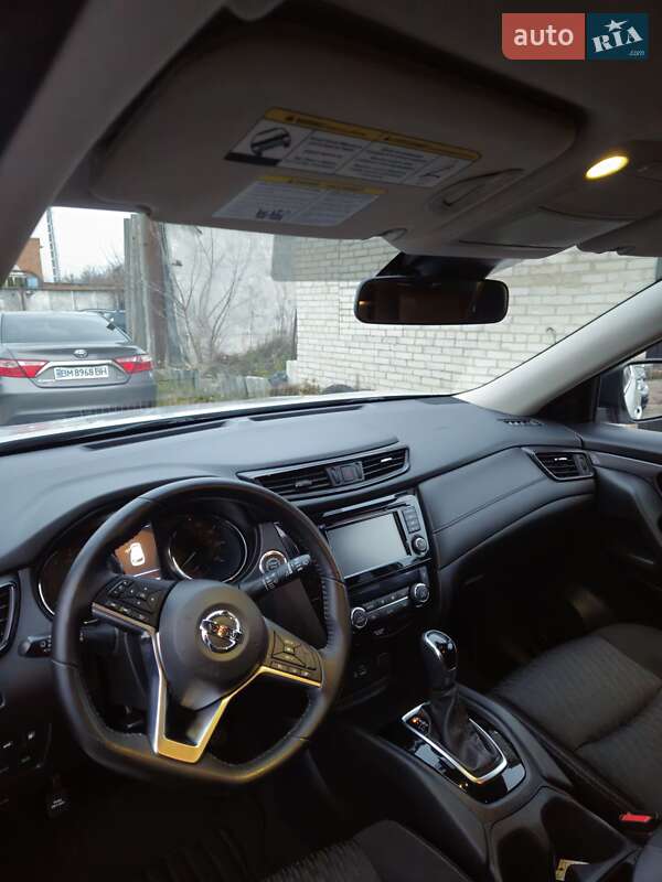 Внедорожник / Кроссовер Nissan Rogue 2018 в Сумах