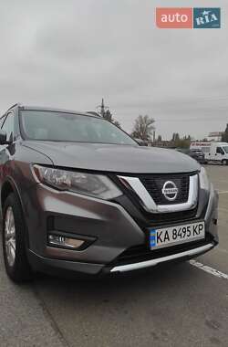 Внедорожник / Кроссовер Nissan Rogue 2018 в Киеве