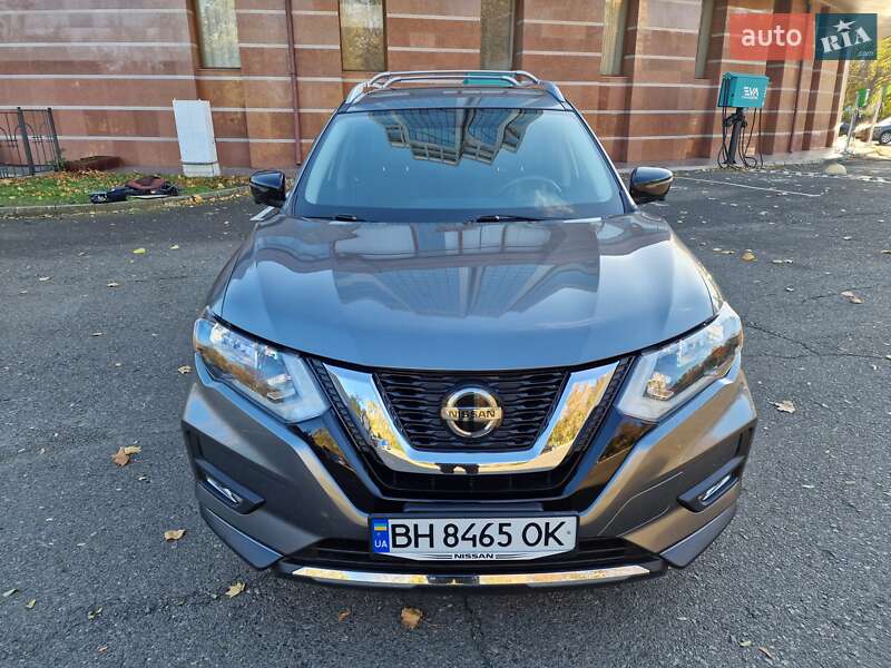 Позашляховик / Кросовер Nissan Rogue 2018 в Одесі