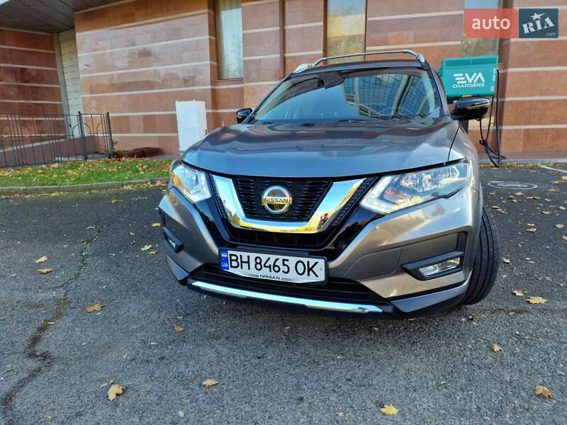 Позашляховик / Кросовер Nissan Rogue 2018 в Одесі