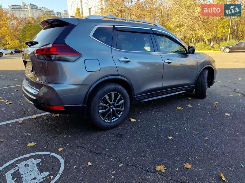 Позашляховик / Кросовер Nissan Rogue 2018 в Одесі