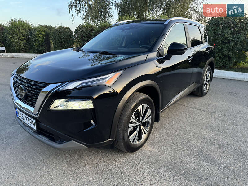 Внедорожник / Кроссовер Nissan Rogue 2022 в Киеве