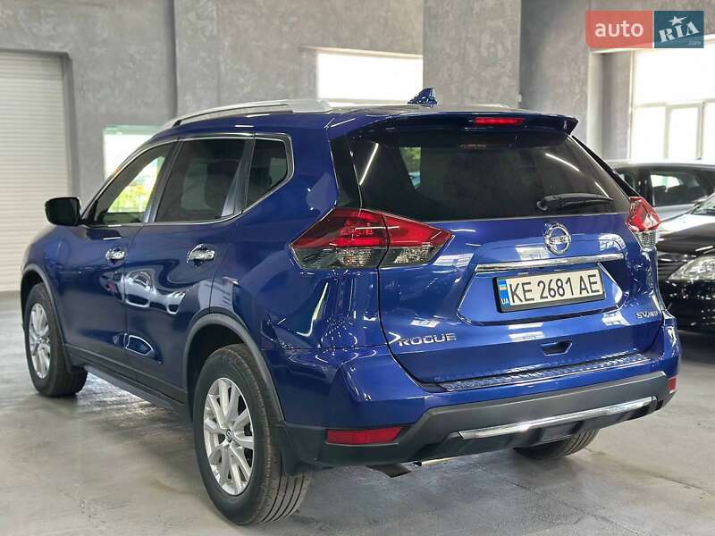 Внедорожник / Кроссовер Nissan Rogue 2018 в Каменском