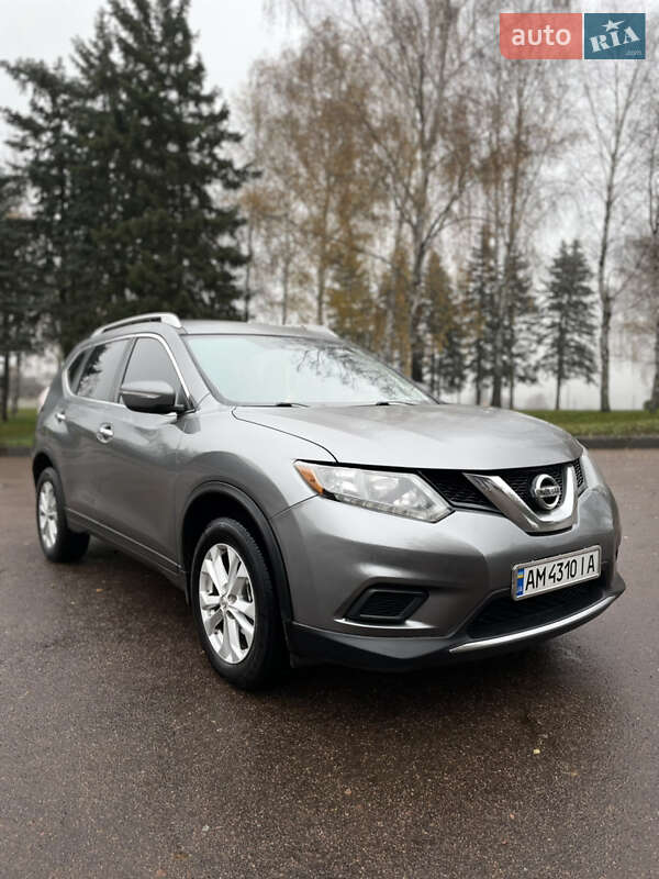 Позашляховик / Кросовер Nissan Rogue 2015 в Житомирі
