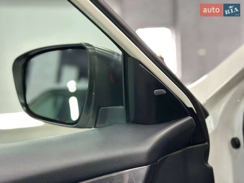 Внедорожник / Кроссовер Nissan Rogue 2017 в Каменском фото 17 Внедорожник / Кроссовер Nissan Rogue 2017 в Каменском