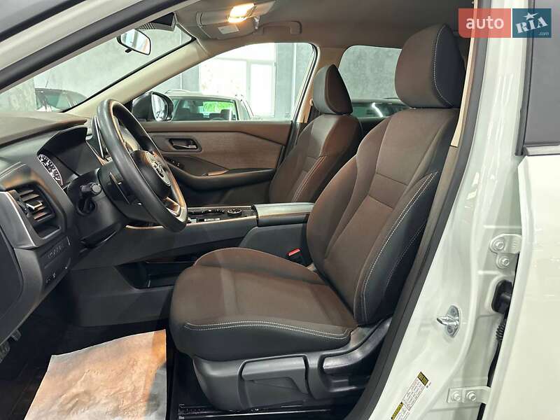 Внедорожник / Кроссовер Nissan Rogue 2023 в Каменском