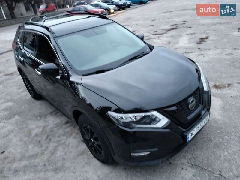 Внедорожник / Кроссовер Nissan Rogue 2018 в Харькове