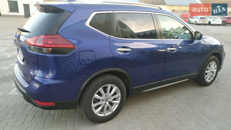 Внедорожник / Кроссовер Nissan Rogue 2018 в Киеве