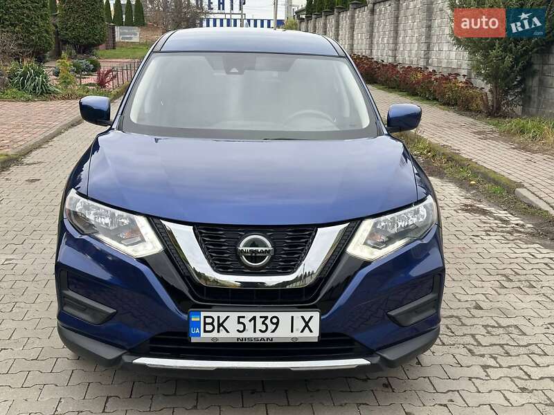 Внедорожник / Кроссовер Nissan Rogue 2020 в Ровно