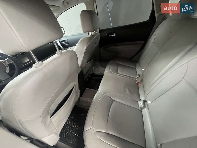 Внедорожник / Кроссовер Nissan Rogue 2013 в Подкамне фото 12 Внедорожник / Кроссовер Nissan Rogue 2013 в Подкамне