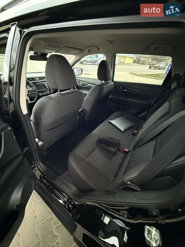 Внедорожник / Кроссовер Nissan Rogue 2018 в Ромнах фото 7 Внедорожник / Кроссовер Nissan Rogue 2018 в Ромнах