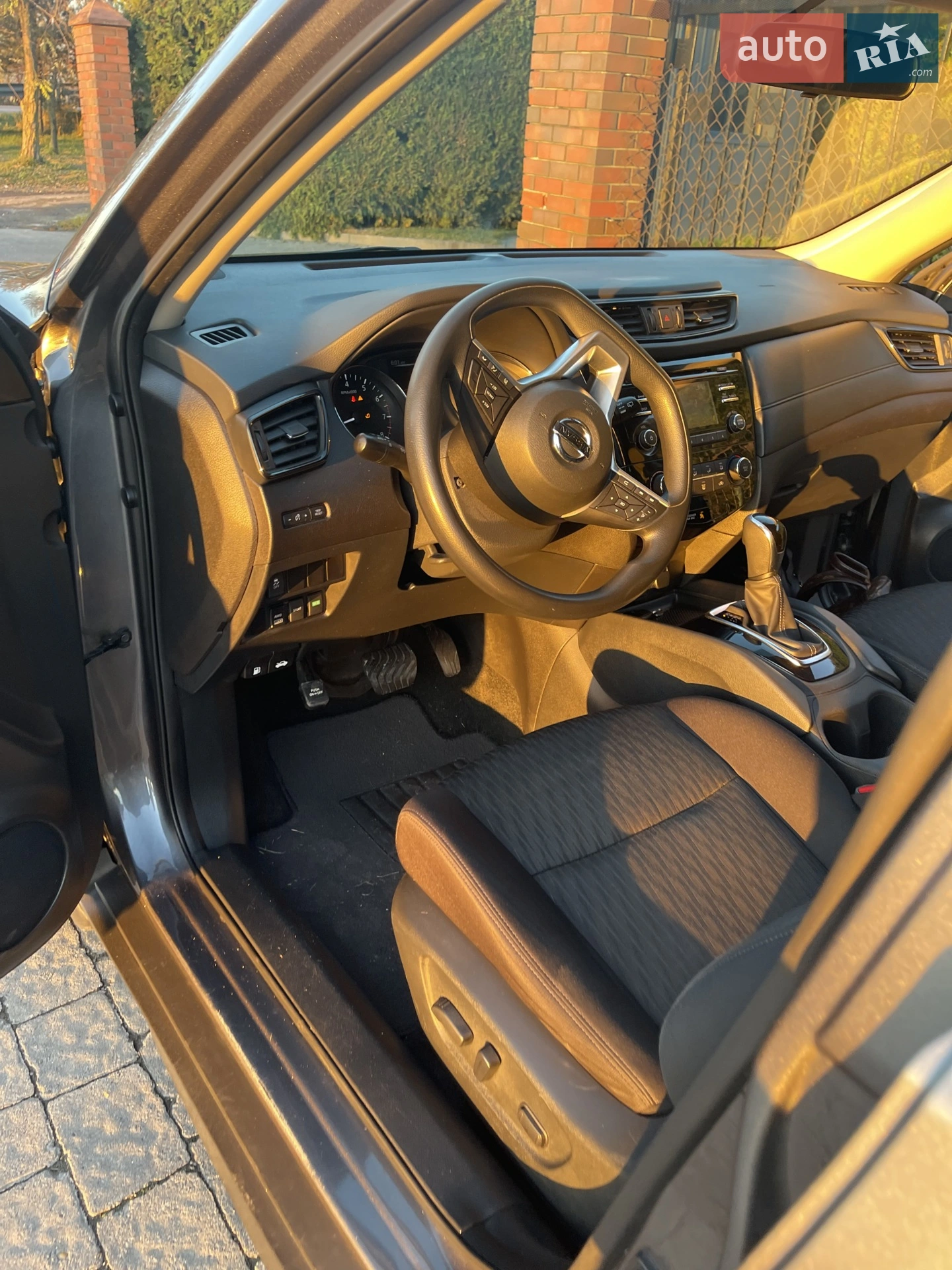 2017 Nissan Rogue - мініатюра 17
