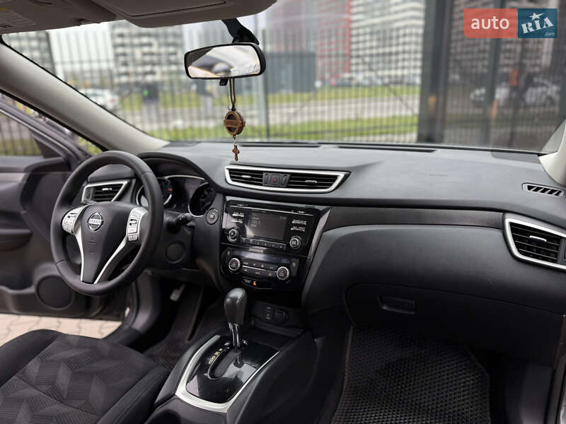 Внедорожник / Кроссовер Nissan Rogue 2014 в Киеве