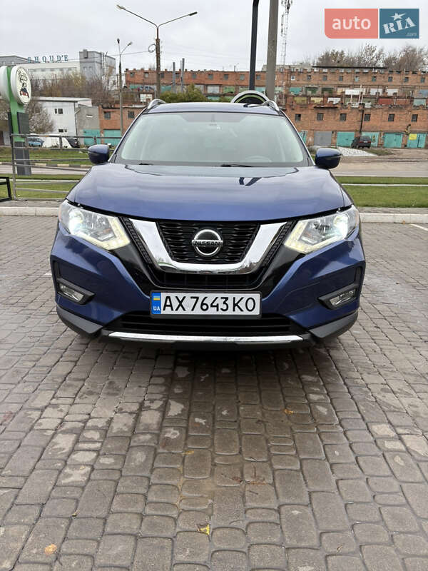 Внедорожник / Кроссовер Nissan Rogue 2018 в Харькове