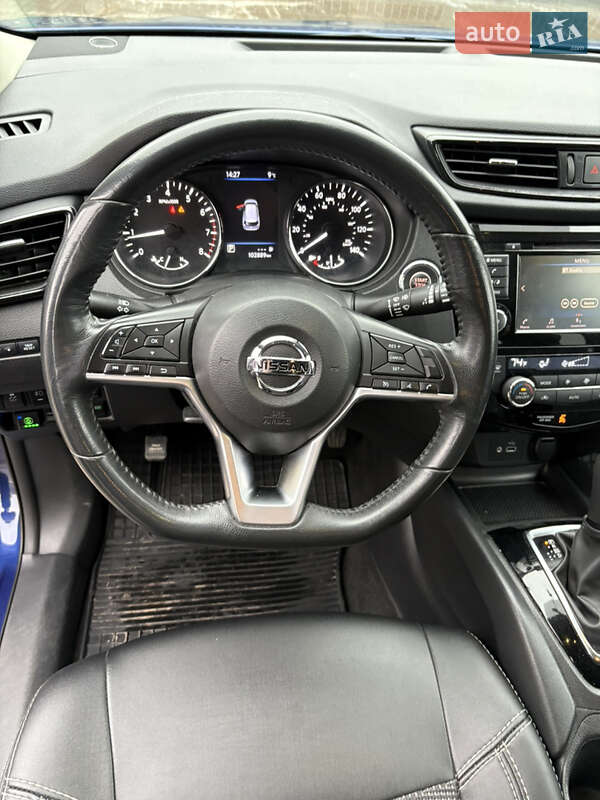 Внедорожник / Кроссовер Nissan Rogue 2018 в Харькове