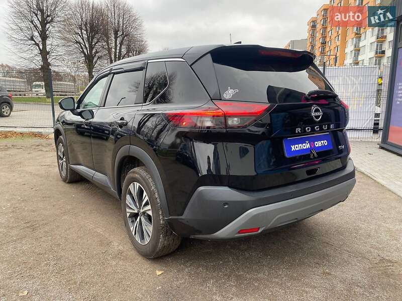 Внедорожник / Кроссовер Nissan Rogue 2022 в Виннице