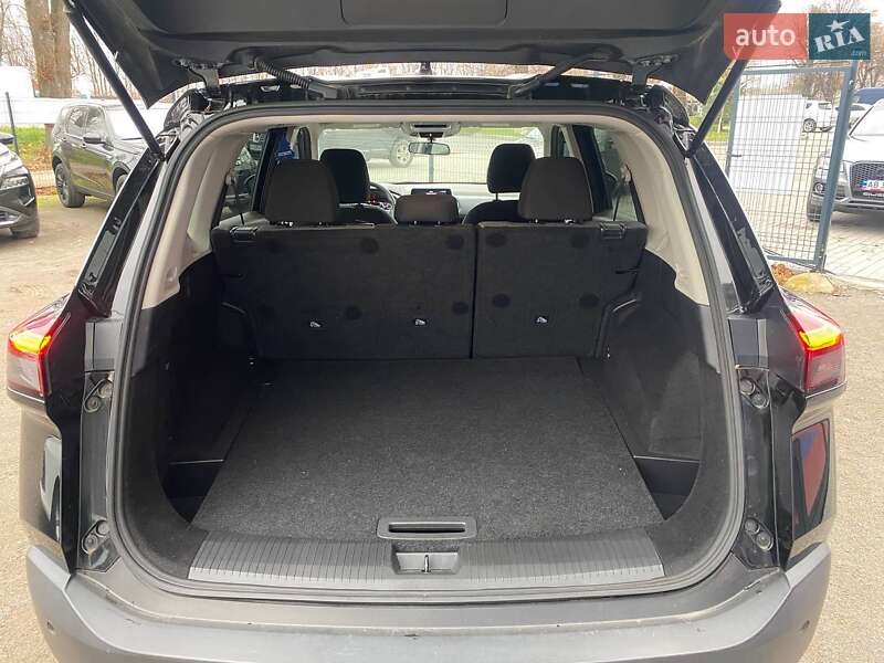 Внедорожник / Кроссовер Nissan Rogue 2022 в Виннице