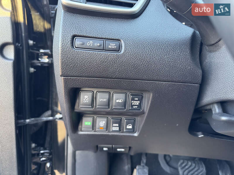 Внедорожник / Кроссовер Nissan Rogue 2015 в Стрые фото 46 Внедорожник / Кроссовер Nissan Rogue 2015 в Стрые