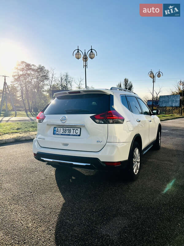 Внедорожник / Кроссовер Nissan Rogue 2017 в Белой Церкви