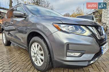Позашляховик / Кросовер Nissan Rogue 2020 в Сумах
