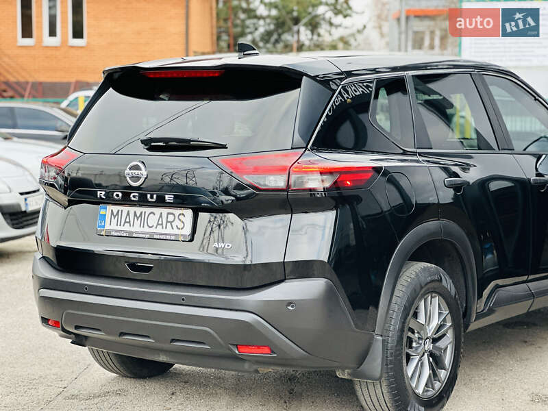 Позашляховик / Кросовер Nissan Rogue 2021 в Харкові
