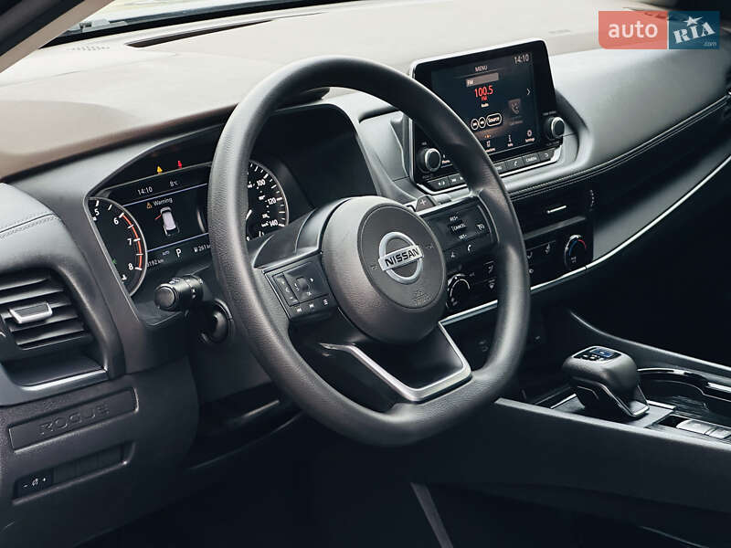 Позашляховик / Кросовер Nissan Rogue 2021 в Харкові