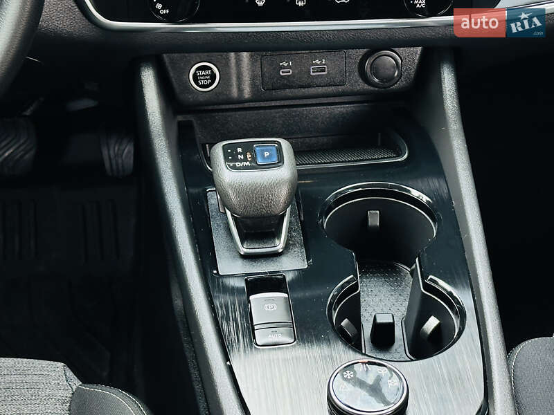 Позашляховик / Кросовер Nissan Rogue 2021 в Харкові