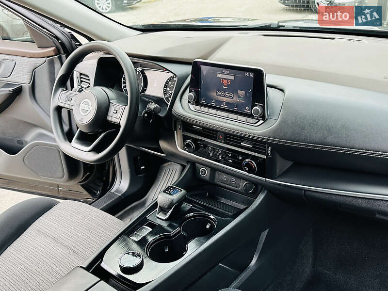 Позашляховик / Кросовер Nissan Rogue 2021 в Харкові