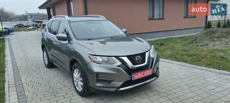 Внедорожник / Кроссовер Nissan Rogue 2017 в Ровно фото 3 Внедорожник / Кроссовер Nissan Rogue 2017 в Ровно