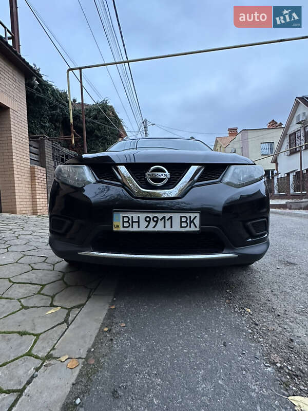 Внедорожник / Кроссовер Nissan Rogue 2015 в Одессе