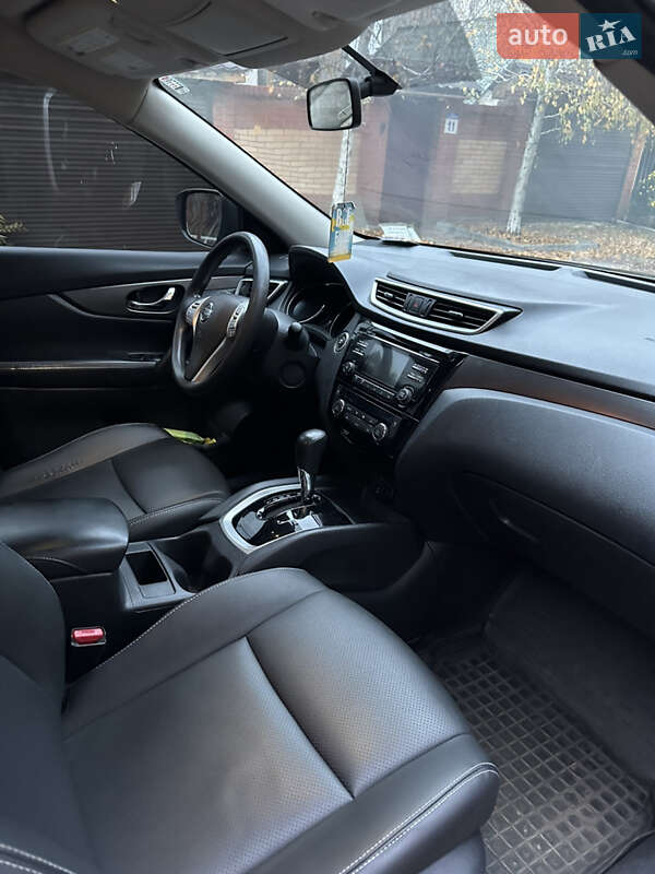 Внедорожник / Кроссовер Nissan Rogue 2015 в Одессе