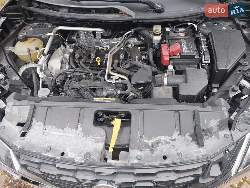 Внедорожник / Кроссовер Nissan Rogue 2021 в Харькове