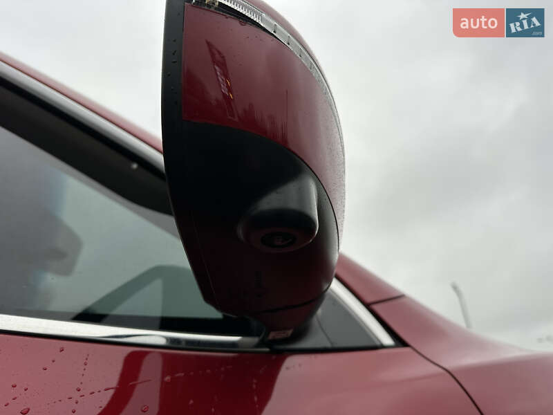 Позашляховик / Кросовер Nissan Rogue 2017 в Києві фото 11 Позашляховик / Кросовер Nissan Rogue 2017 в Києві