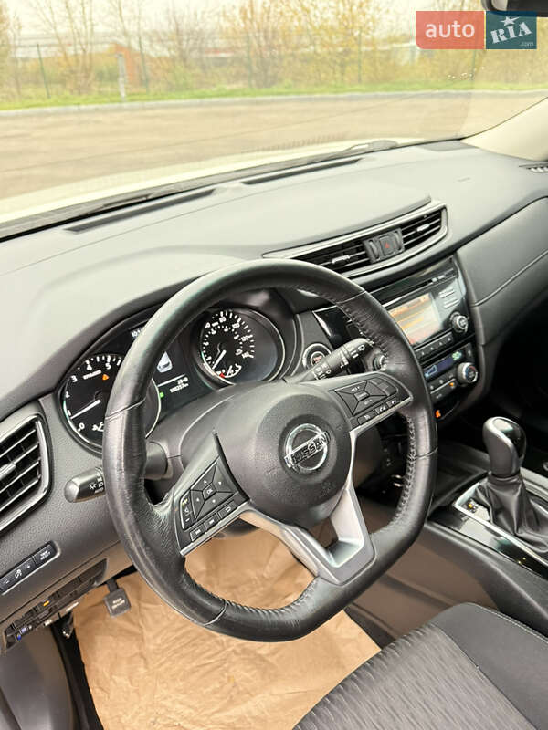 Внедорожник / Кроссовер Nissan Rogue 2017 в Днепре фото 29 Внедорожник / Кроссовер Nissan Rogue 2017 в Днепре