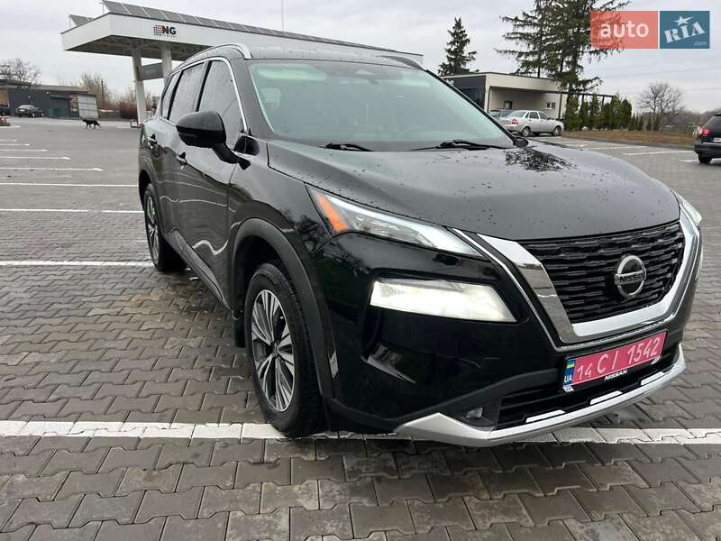 Позашляховик / Кросовер Nissan Rogue 2021 в Вінниці