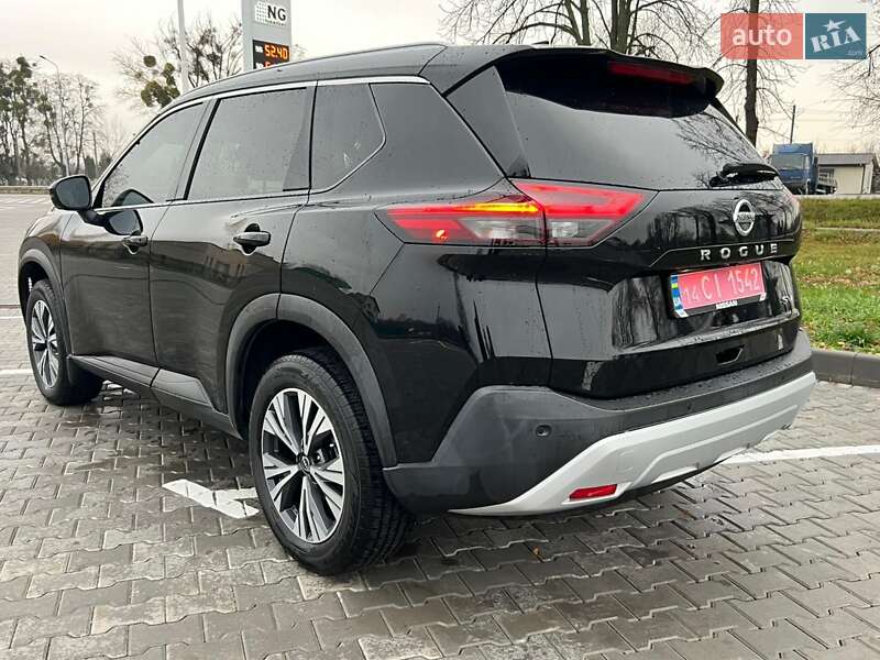 Позашляховик / Кросовер Nissan Rogue 2021 в Вінниці