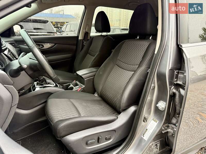 Позашляховик / Кросовер Nissan Rogue 2018 в Харкові