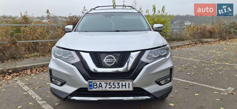 Внедорожник / Кроссовер Nissan Rogue 2018 в Кропивницком