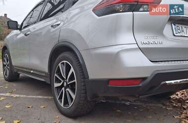 Позашляховик / Кросовер Nissan Rogue 2018 в Кропивницькому