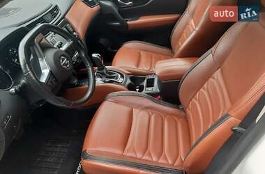 Позашляховик / Кросовер Nissan Rogue 2018 в Луцьку