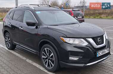 Внедорожник / Кроссовер Nissan Rogue 2020 в Львове