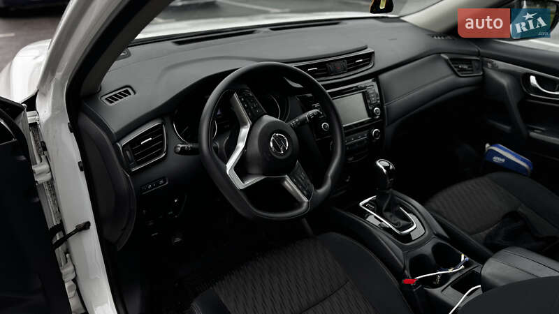 Внедорожник / Кроссовер Nissan Rogue 2017 в Черновцах фото 10 Внедорожник / Кроссовер Nissan Rogue 2017 в Черновцах