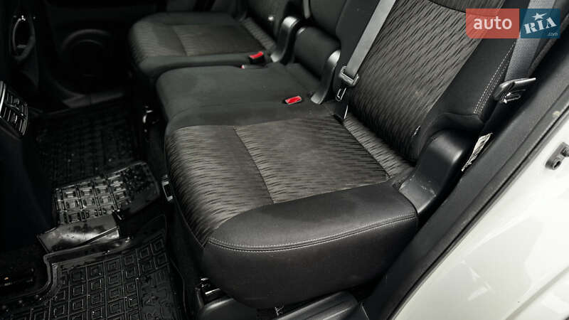 Внедорожник / Кроссовер Nissan Rogue 2017 в Черновцах фото 15 Внедорожник / Кроссовер Nissan Rogue 2017 в Черновцах