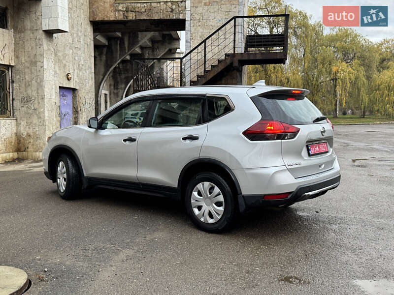 Внедорожник / Кроссовер Nissan Rogue 2018 в Ивано-Франковске